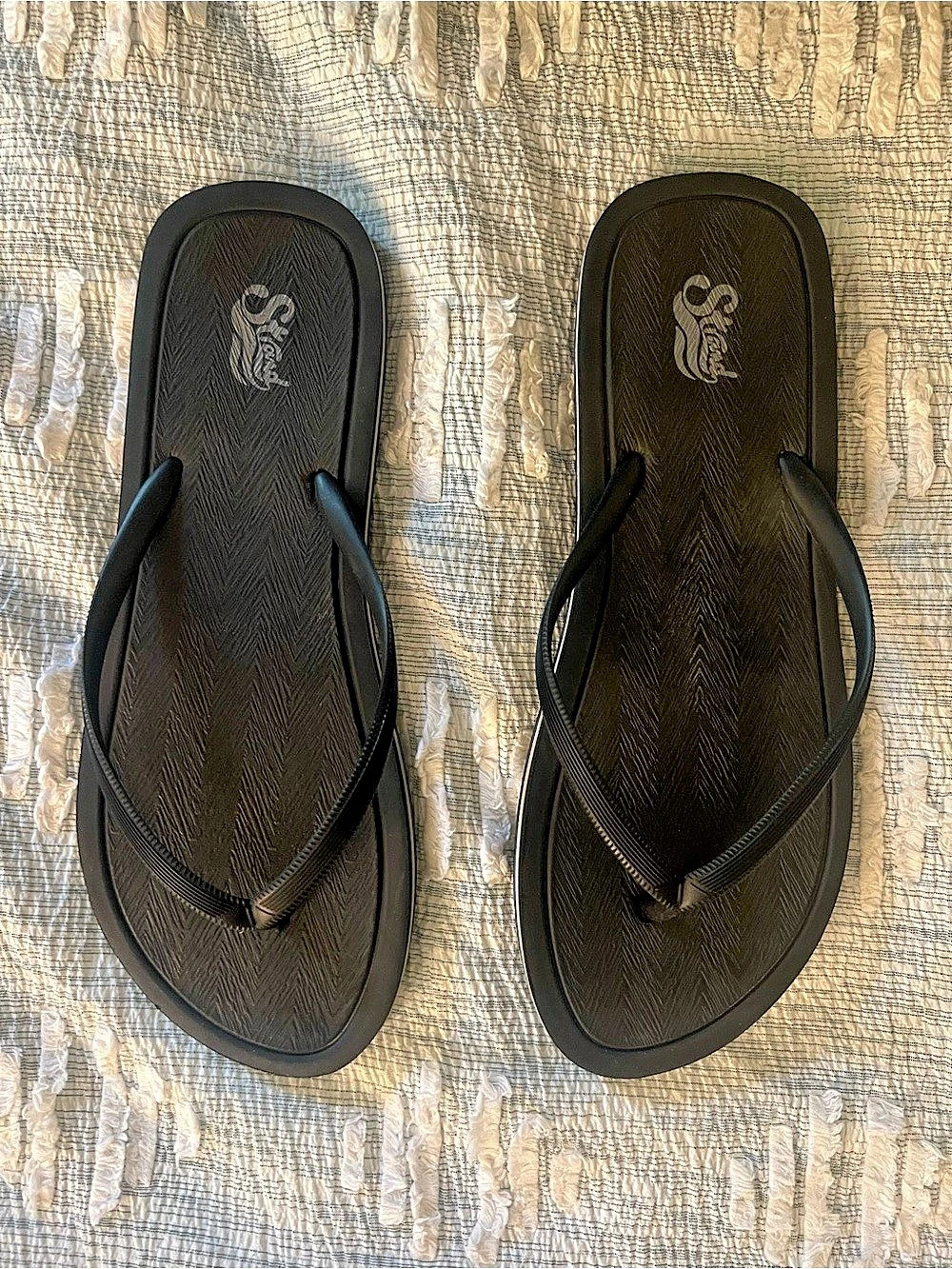 Strand Thong Black Sandals